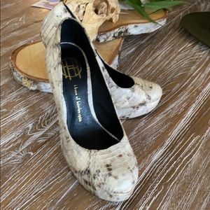 House of Harlow 1960 snake skin heels